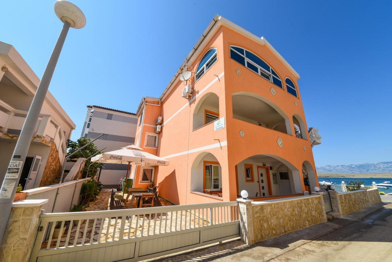 Apartmani Por วีร์ ภายนอก รูปภาพ